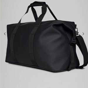 RAINS Black Men's Duffel Bag